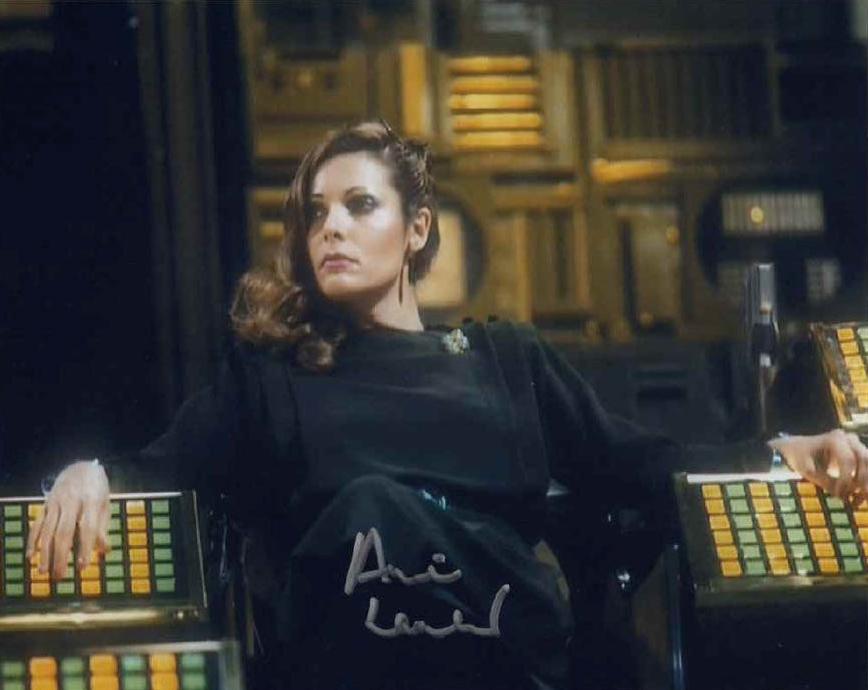 ANNIE LAMBERT -Enlightenment in Doctor Who - Four To Doomsday - hand signed 10 x 8 photo