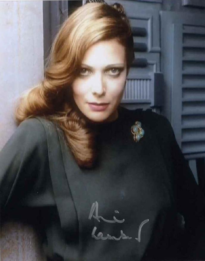 ANNIE LAMBERT -Enlightenment in Doctor Who - Four To Doomsday - hand signed 10 x 8 photo