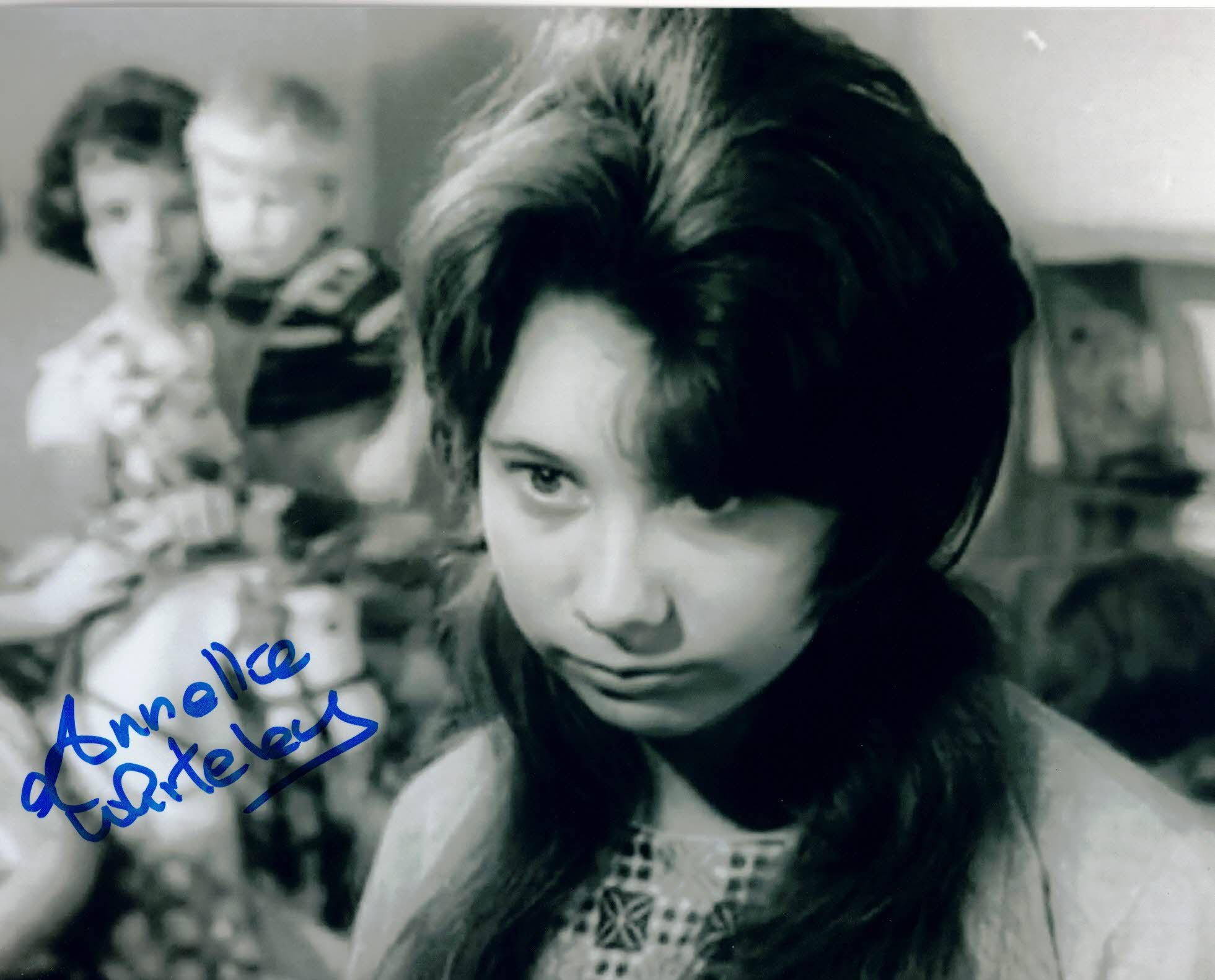 ANNETTE WHITELEY - Sheila in Girl on Approval -   hand signed 10 x 8 photo