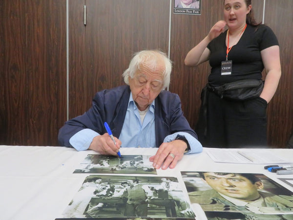 HUGH FUTCHER - Sapper West in Hammer's Quatermass and The Pit (Five Million Years to Earth) hand signed 10 x 8 photo