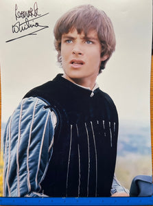 LEONARD WHITING - Romeo in Zeffirelli's Romeo &  Juliet hand signed 16 x 12 photo