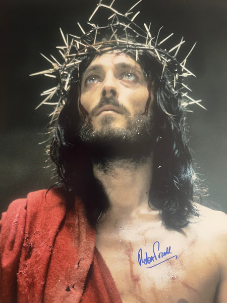 ROBERT POWELL - Jesus Christ in Jesus of Nazareth hand signed 16 x 12 large photo