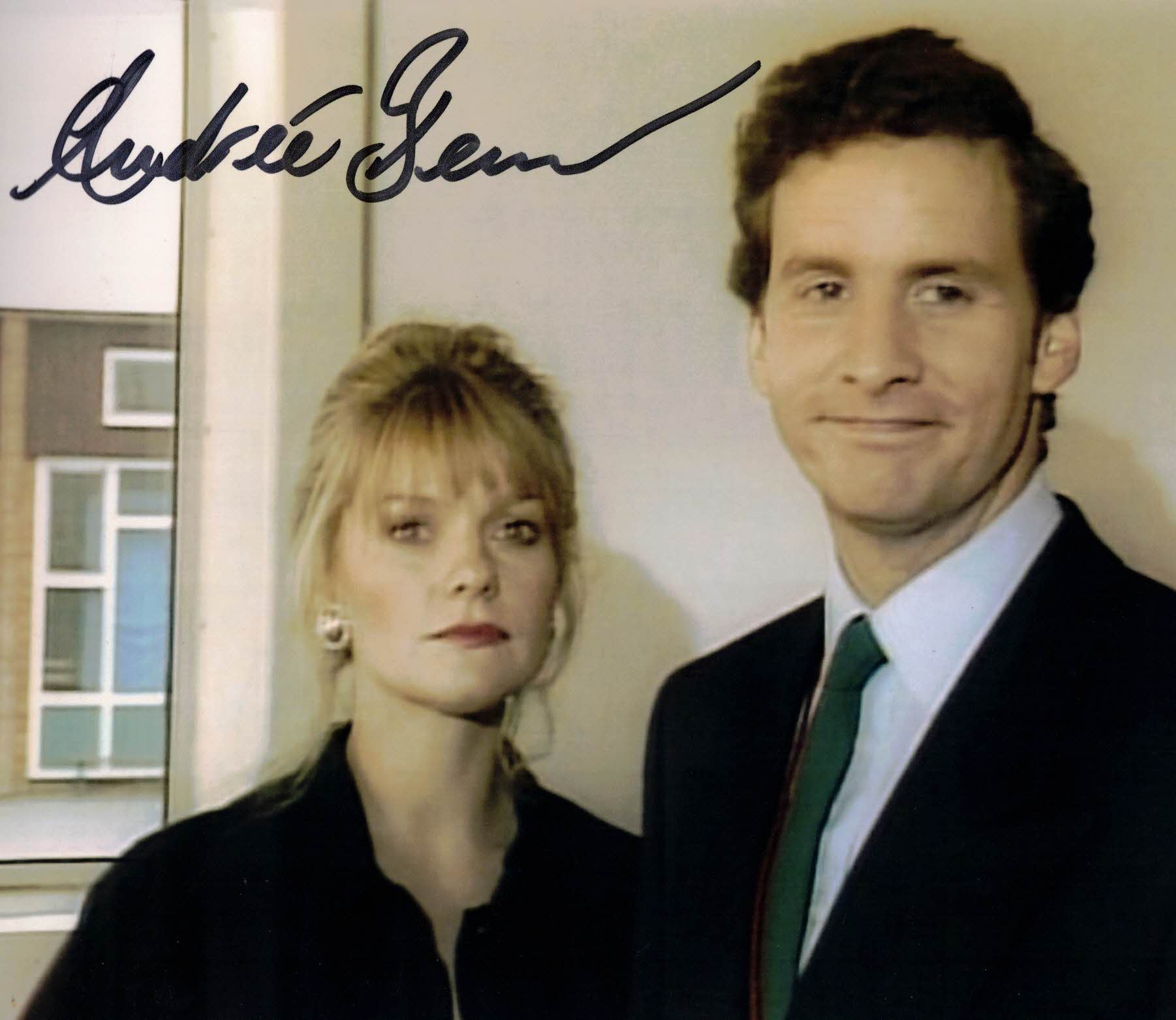 ANDREE BARNARD-Angie in The Brittas Empire- hand signed 10 x 8 photo