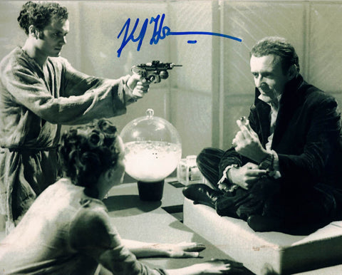 KARL HOWMAN - Bek in Blake's 7 - Shadow - hand signed 10 x 8  photo