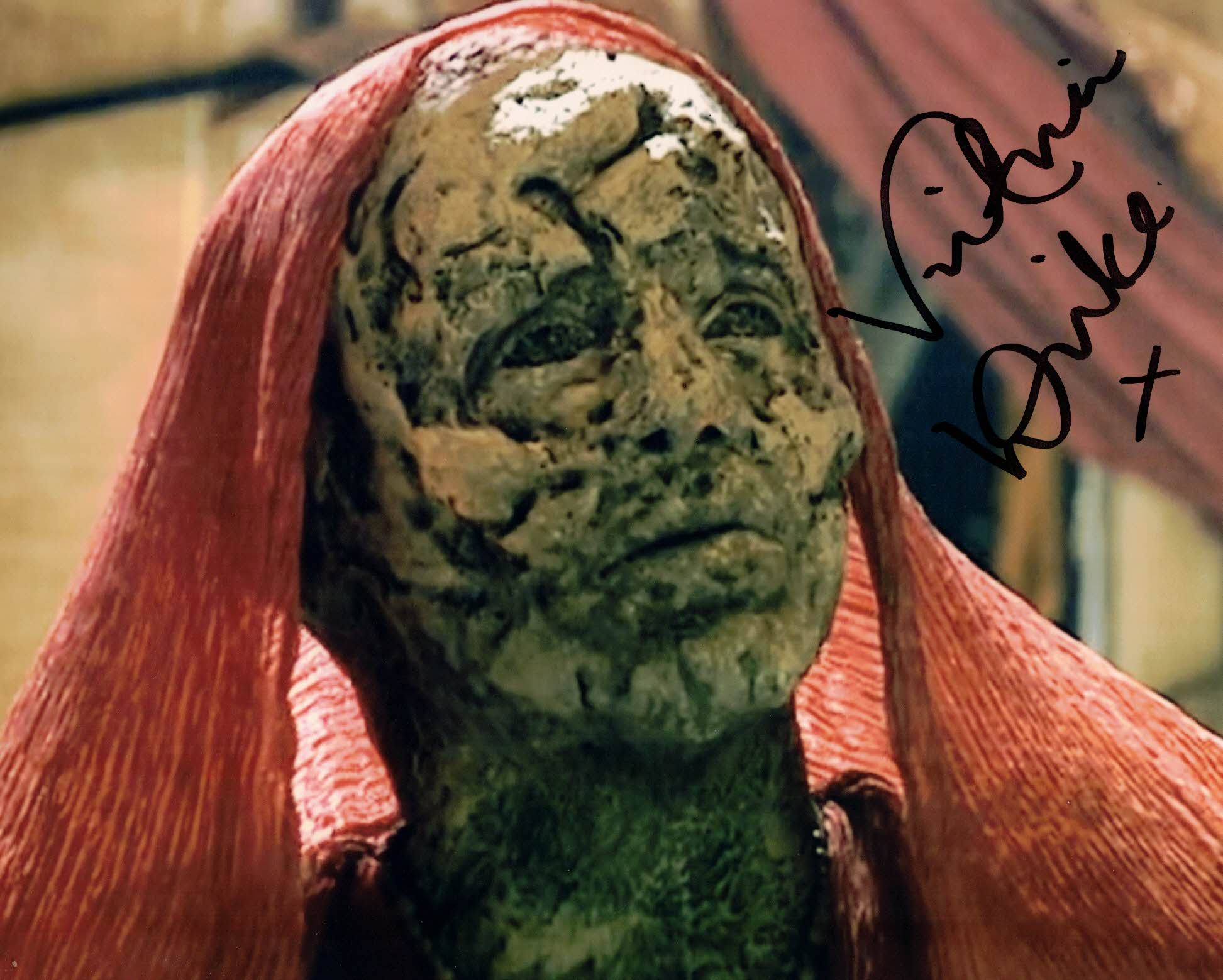 VICTORIA WICKS - High Priestess in Doctor Who - The Fires of Pompeii - hand signed 10 x 8  photo