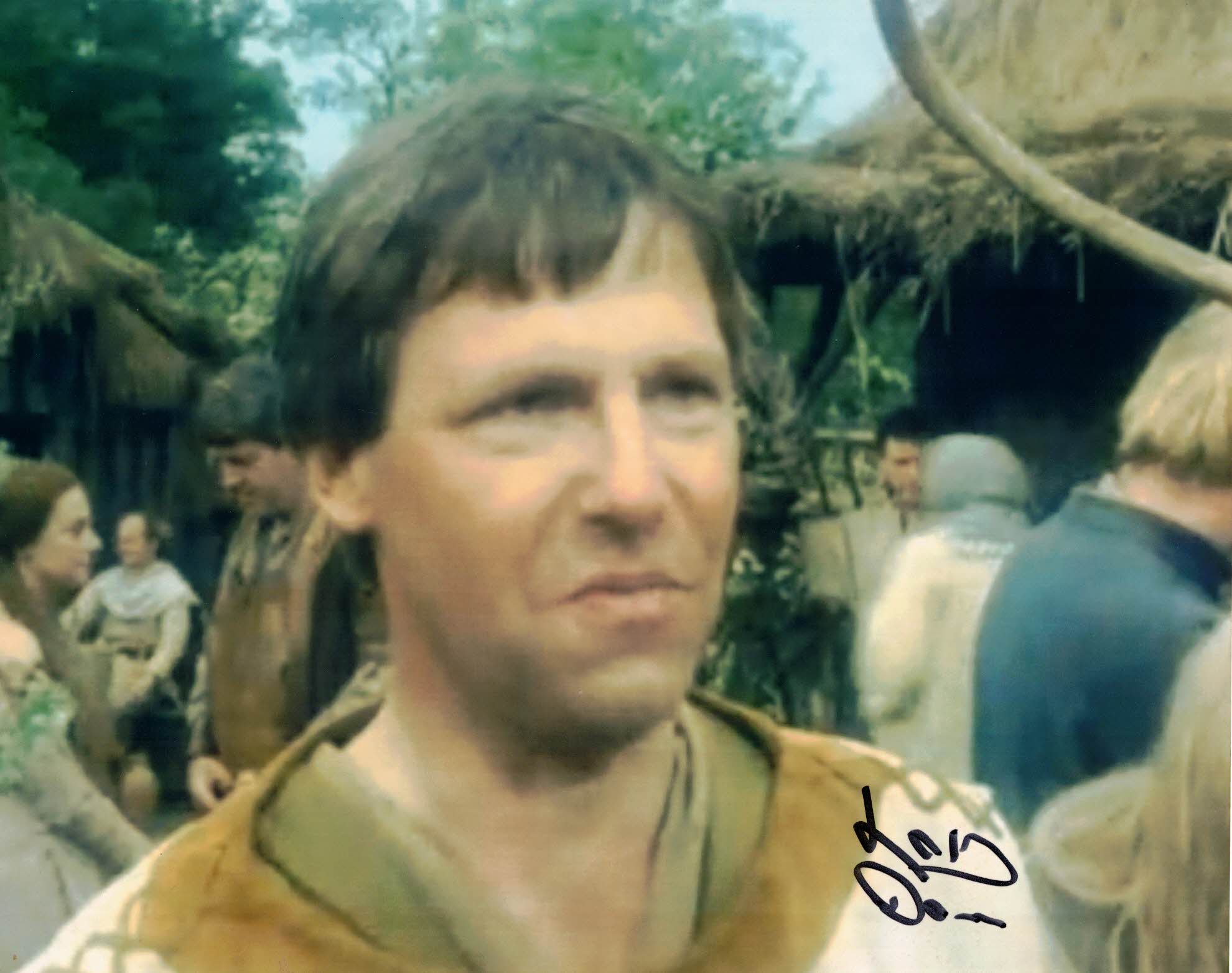LARRY DANN - Bailiff in Robin Of Sherwood - Cromm Cruac - hand signed 10 x 8  photo
