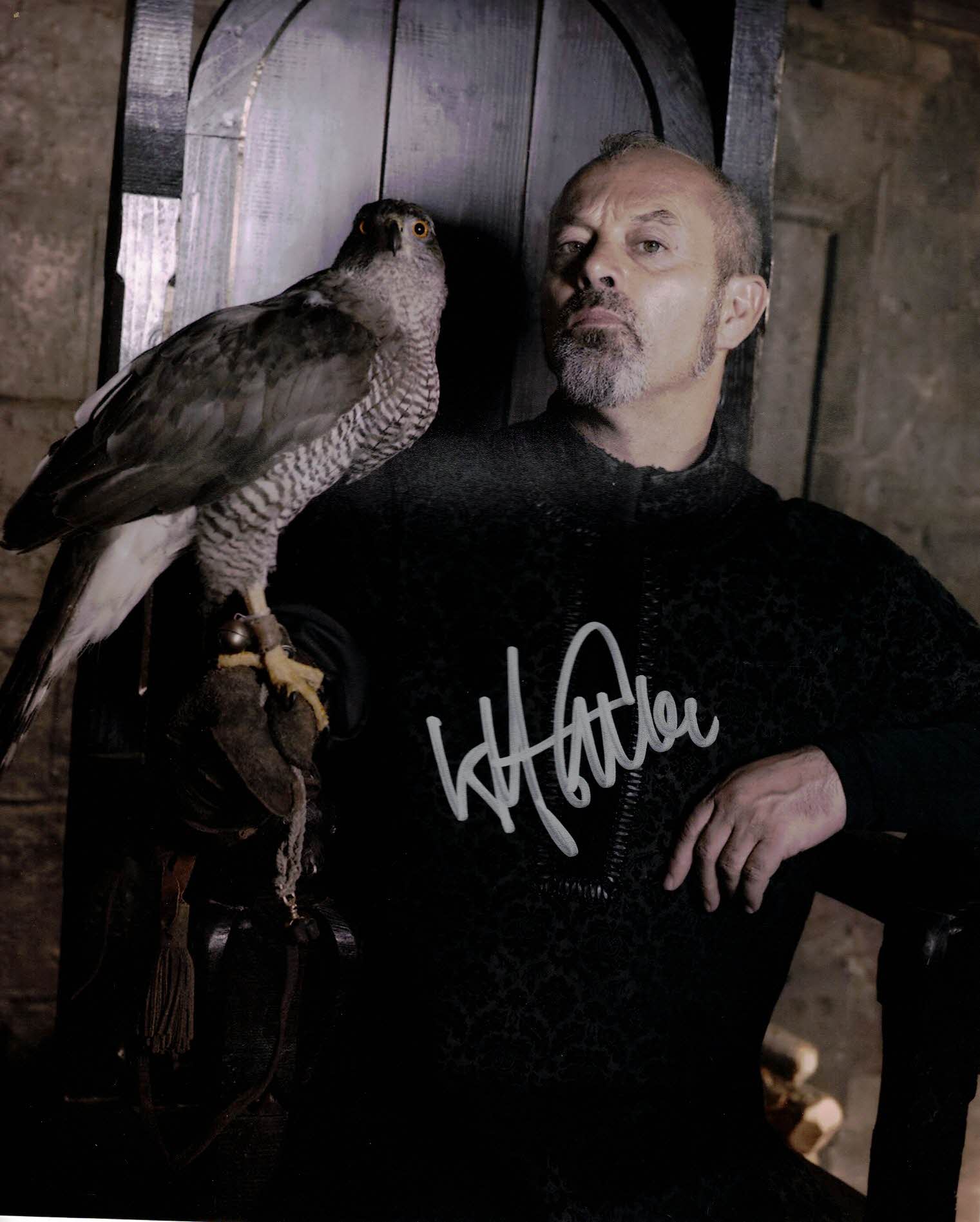 KEITH ALLEN - Sheriff of Nottingham in Robin Hood- hand signed 10 x 8 photo
