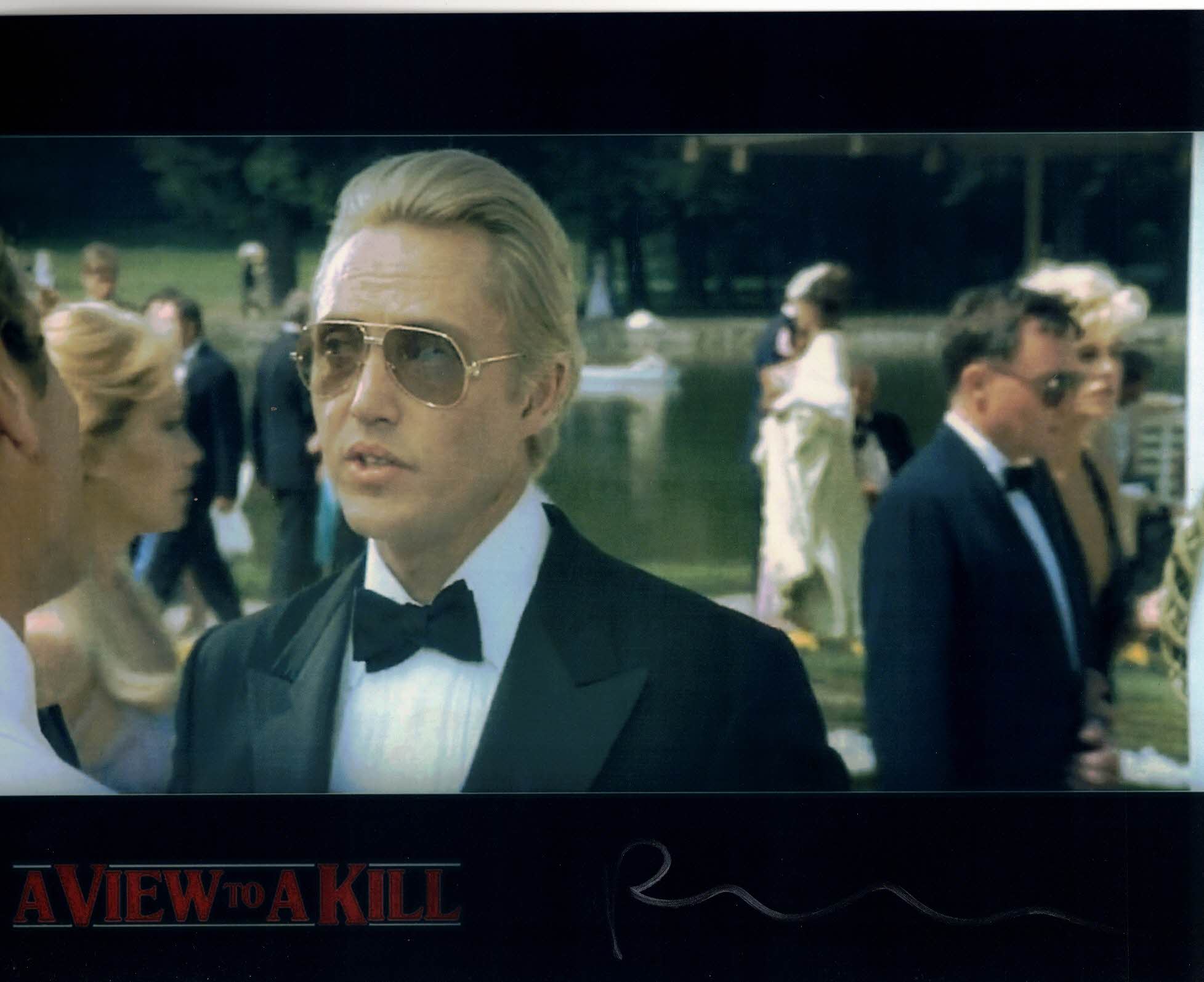 PAULA THOMAS- Zorin Party Girl  in A View To A Kill- James Bond hand signed 10 x 8 photo