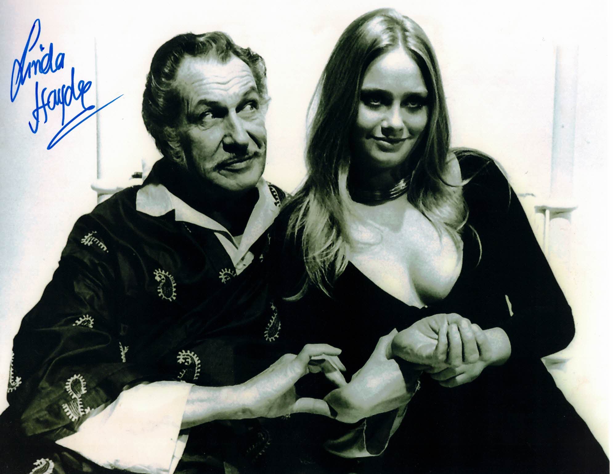 LINDA HAYDEN - Elizabeth Peters in Madhouse - hand signed 10 x 8 photo