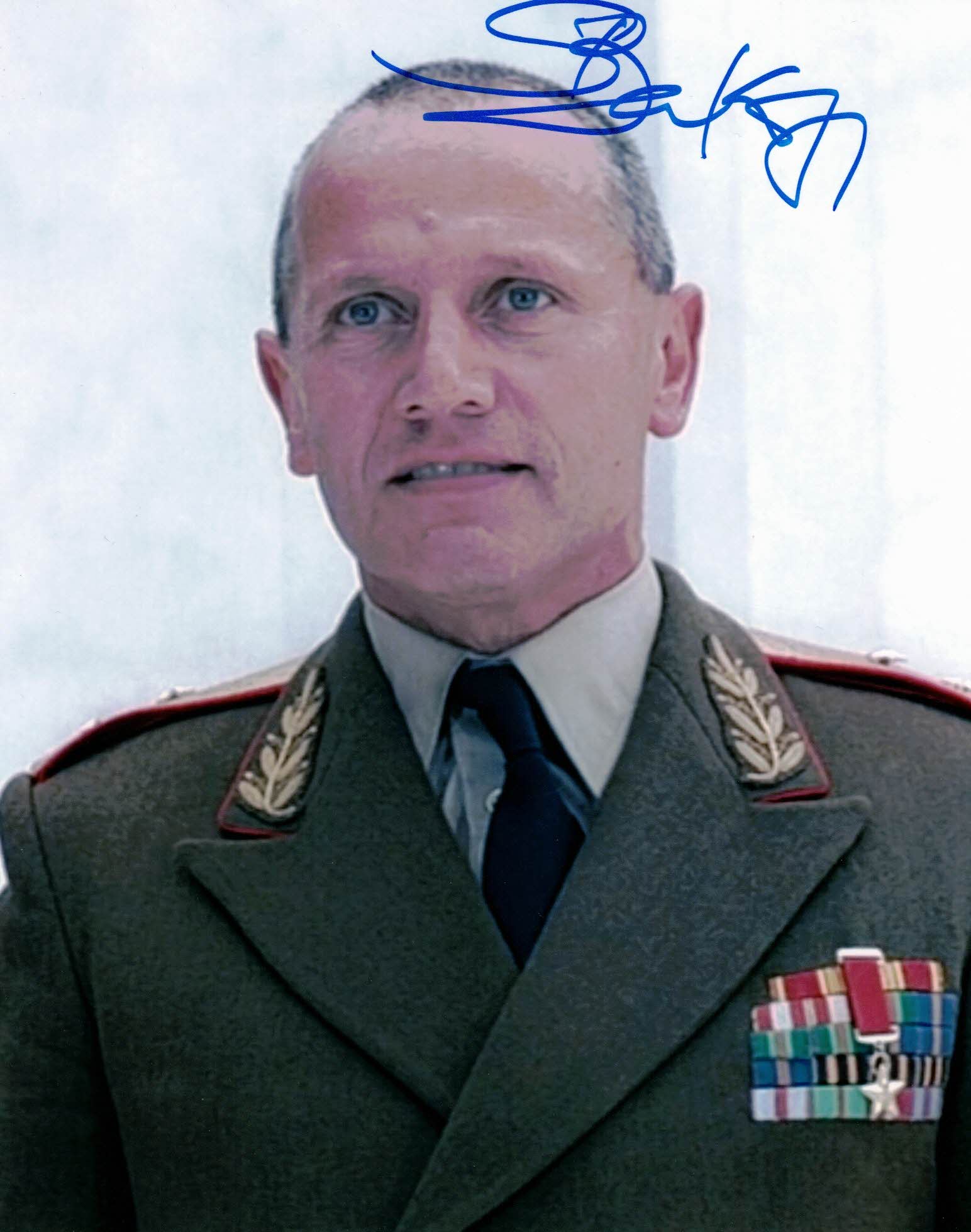 STEVEN BERKOFF -General Orlov on James Bond Octopussy - hand signed 10 x 8 photo