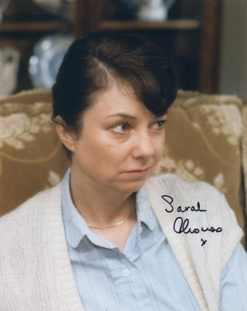 SARAH THOMAS Glenda Wilkinson In Last Of The Summer Wine Hand Sign sarah-thomas-glenda-wilkinson-in-last-of-the-summer-wine-hand-sign
