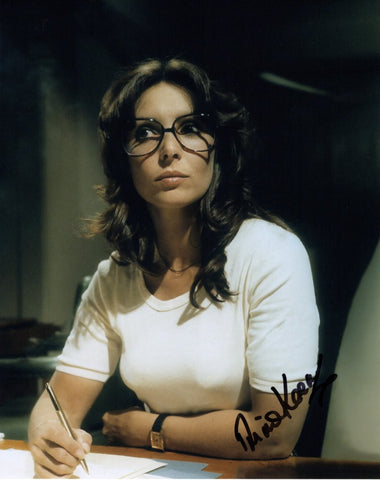 DIANE KEEN - Laura Dickens in The Sandbaggers- hand signed 10 x 8 photo