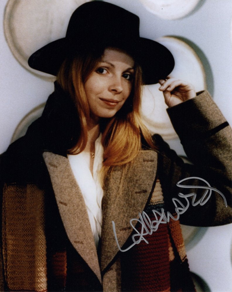 LALLA WARD - Romana in Doctor Who hand signed 10 x 8 photo