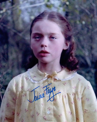 JANINA FAYE- Tania in Hammer's Dracula (1958) hand signed 10 x 8 photo