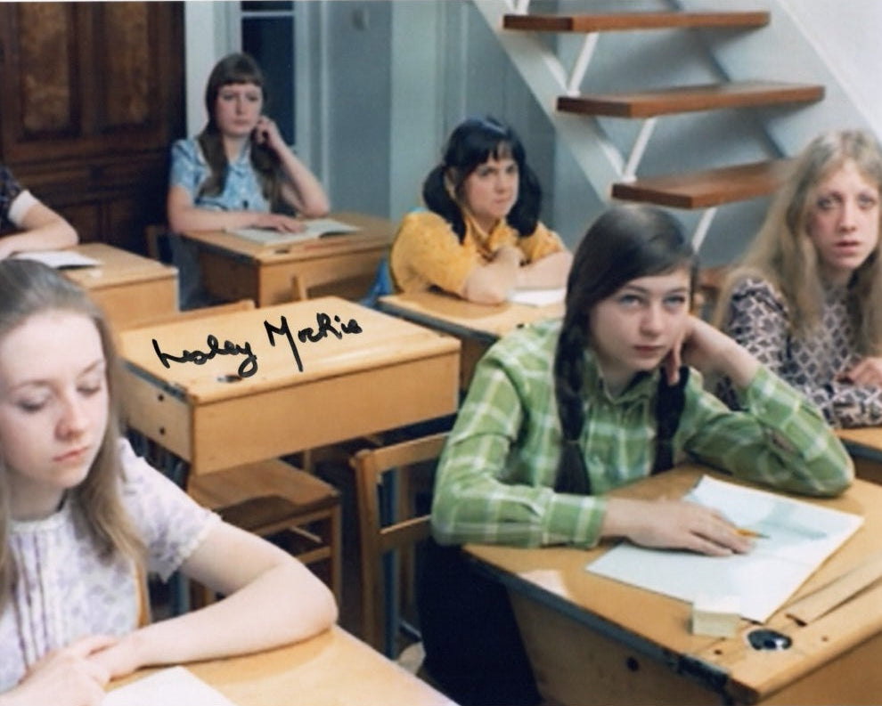 LESLEY MACKIE - Daisy in The Wickerman - hand signed 10 x 8 photO