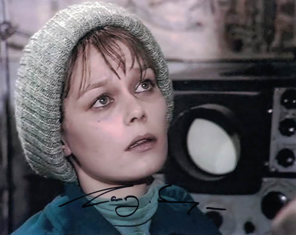 CAROLYN SEYMOUR - Abby Grant in Survivors hand signed 10 x 8 photo