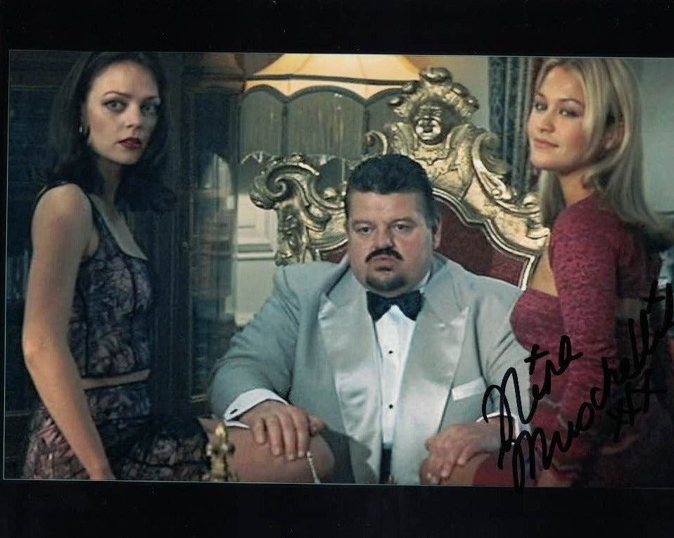 NINA MUSCHALLIK - Verushka in The World Is Not Enough hand signed 10 x 8 photo