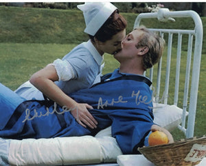 SHIRLEY ANNE FIELD - Carla in Alfie - hand signed 10 x 8 photo