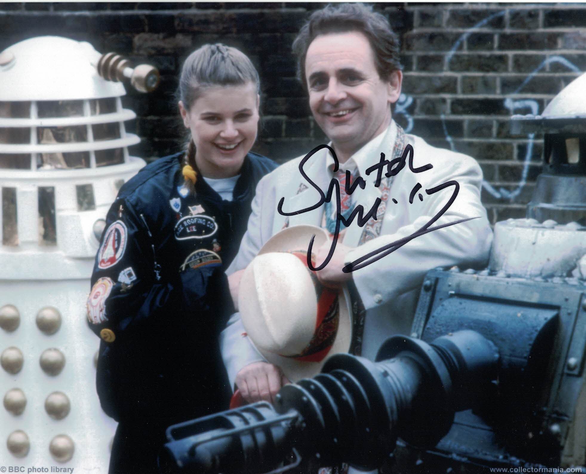 SYLVESTER MCCOY - 7th Doctor Who - hand signed 10 x 8 photo