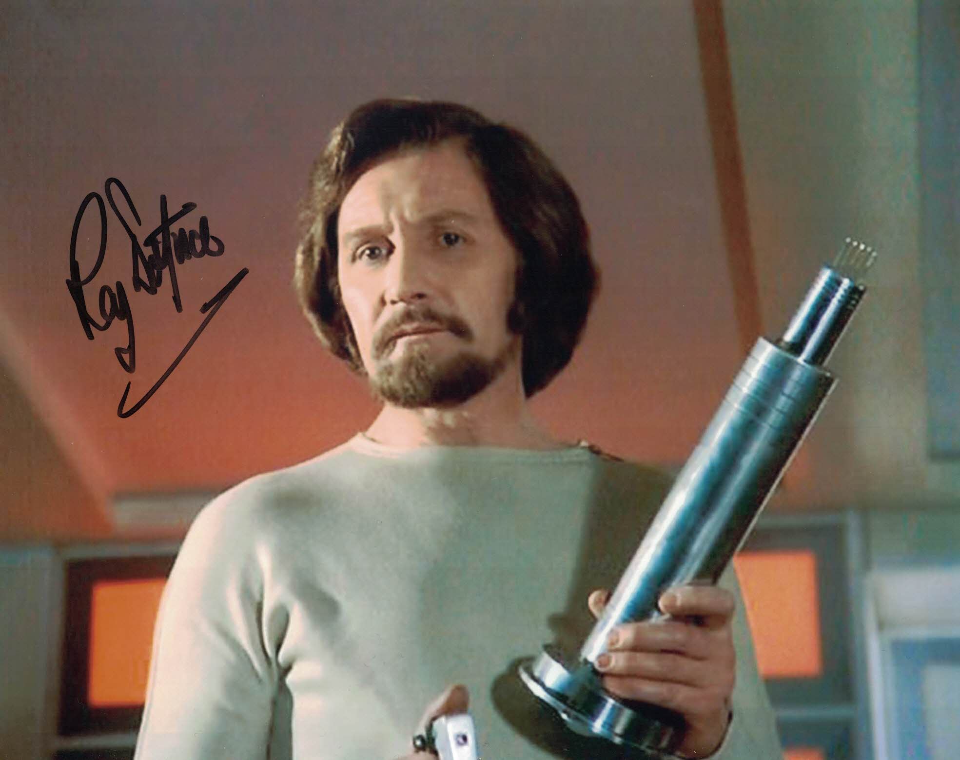 ROY DOTRICE - Simmonds in Space 1999 - hand signed 10 x 8 photo