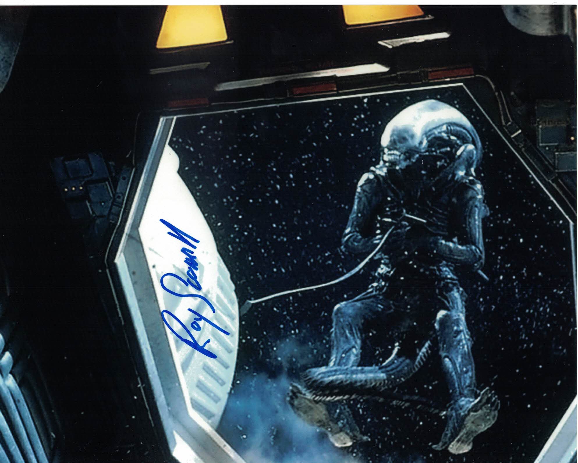 ROY SCAMMELL -The Alien in Alien - hand signed 10 x 8 photo