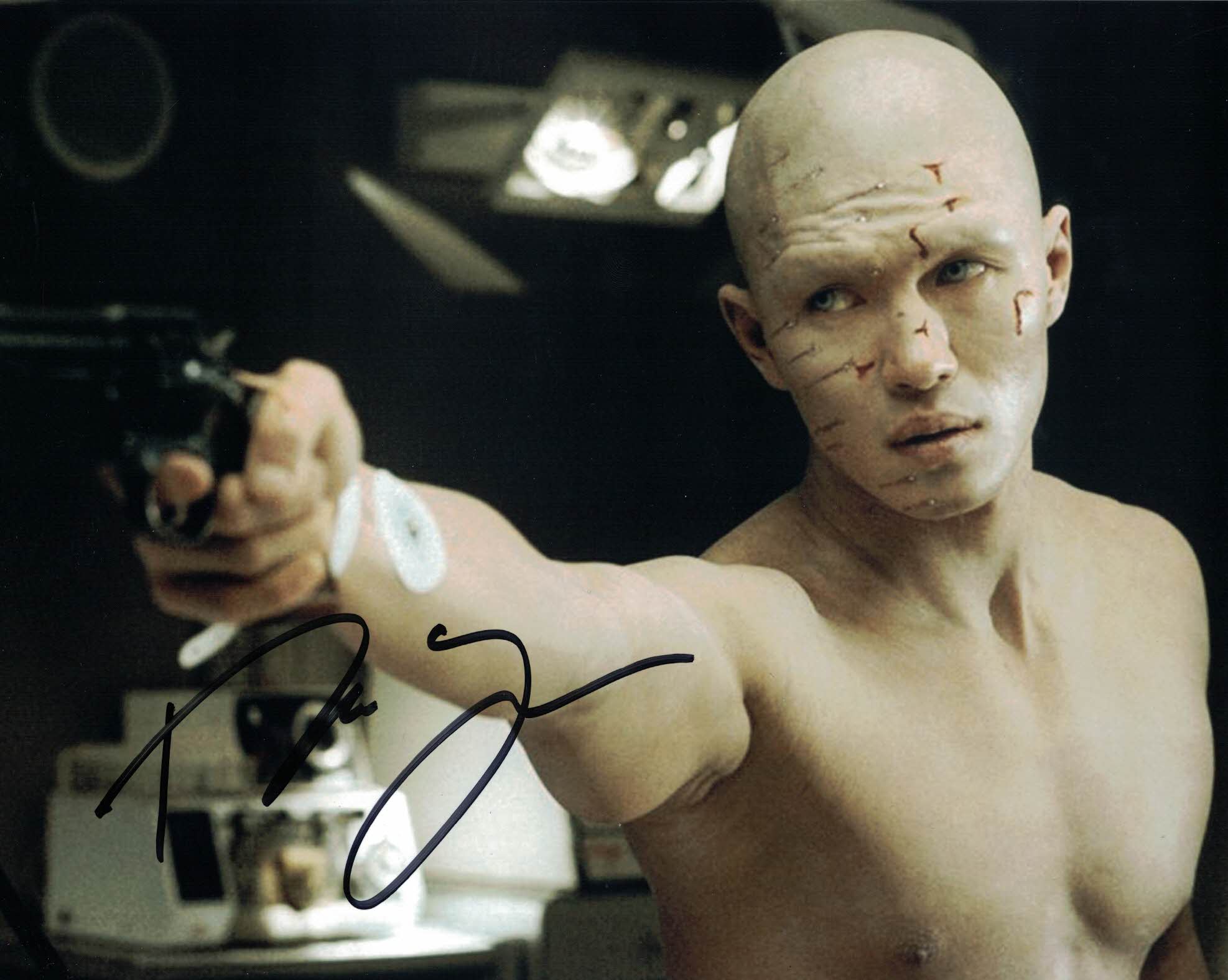 RICK YUNE - Zao in Die Another Day - James Bond  - hand signed 10 x 8 photo