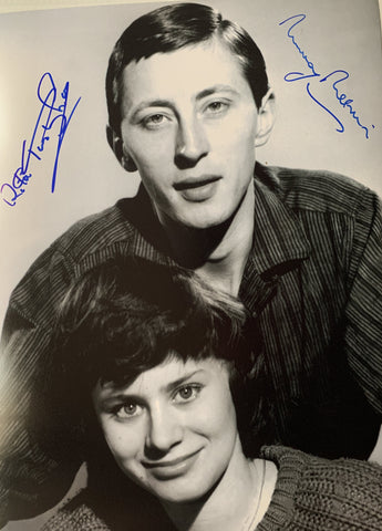 RITA TUSHINGHAM and MURRAY MELVIN 16x 12 A Taste of Honey signed x 2