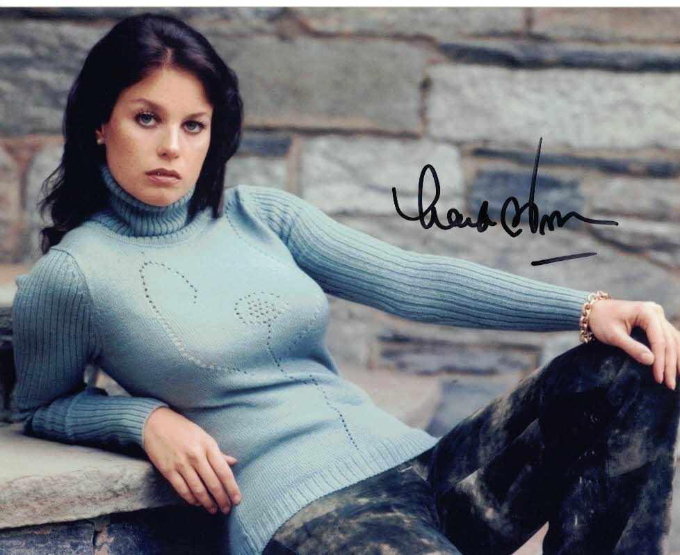 LANA WOOD - Plenty O' Toole in Diamonds Are Forever
