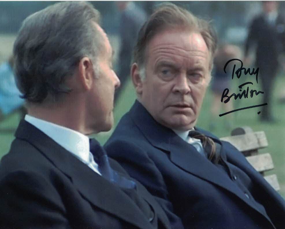 TONY BRITTON - Inspector Thomas - Day of The Jackal