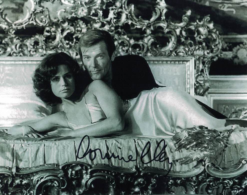 CORINNE CLERY - Corinne Dufour in Moonraker