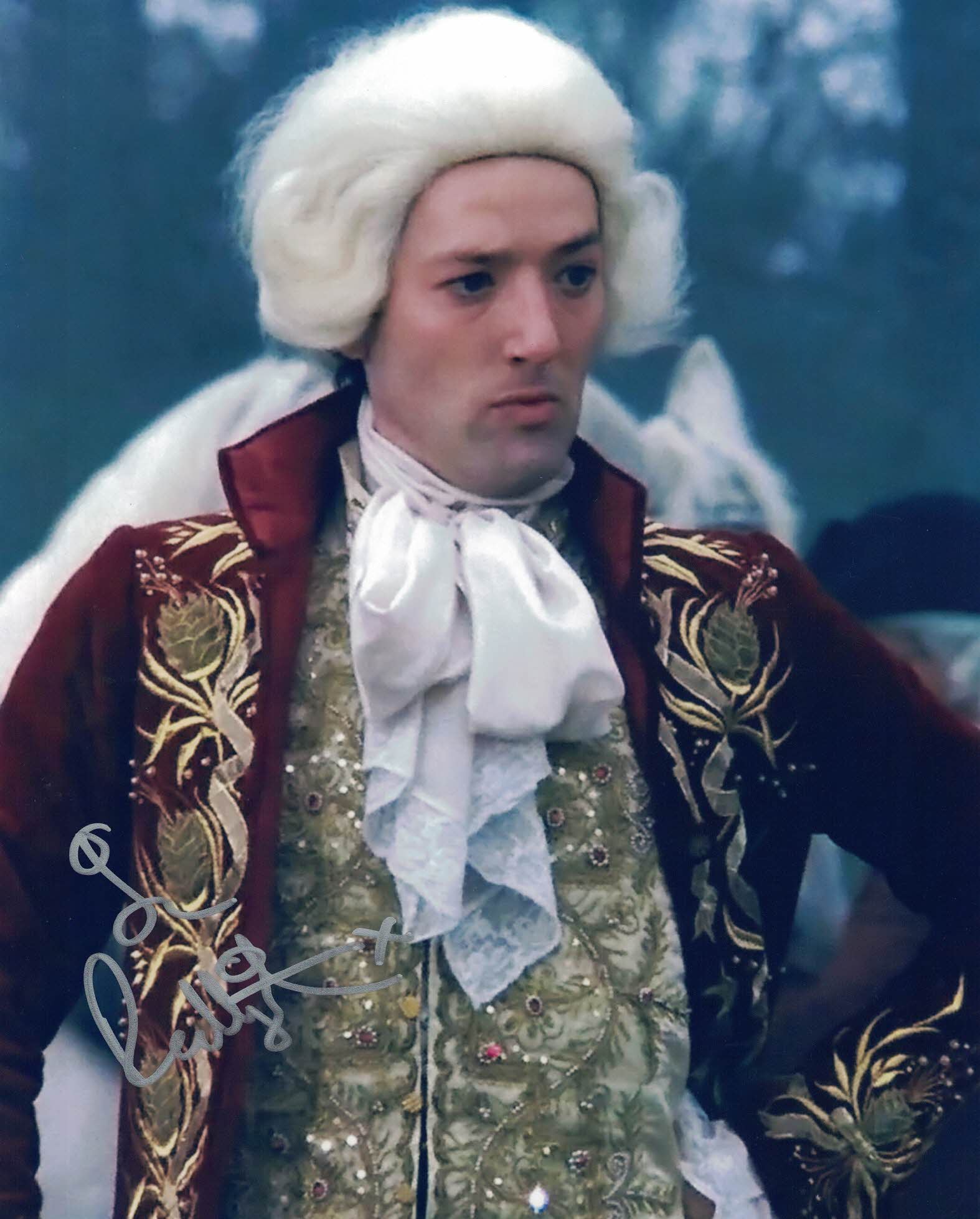 IAN REDDINGTON - Bassett  in Highlander hand signed 10 x 8 photo