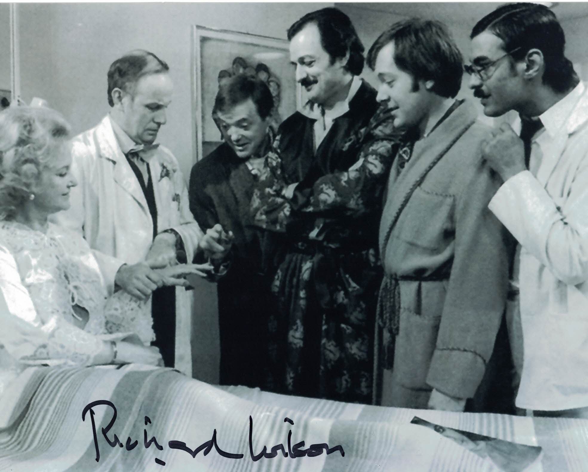 RICHARD WILSON - Gordon Thorpe in Only When I Laugh - hand signed 10 x 8 photo