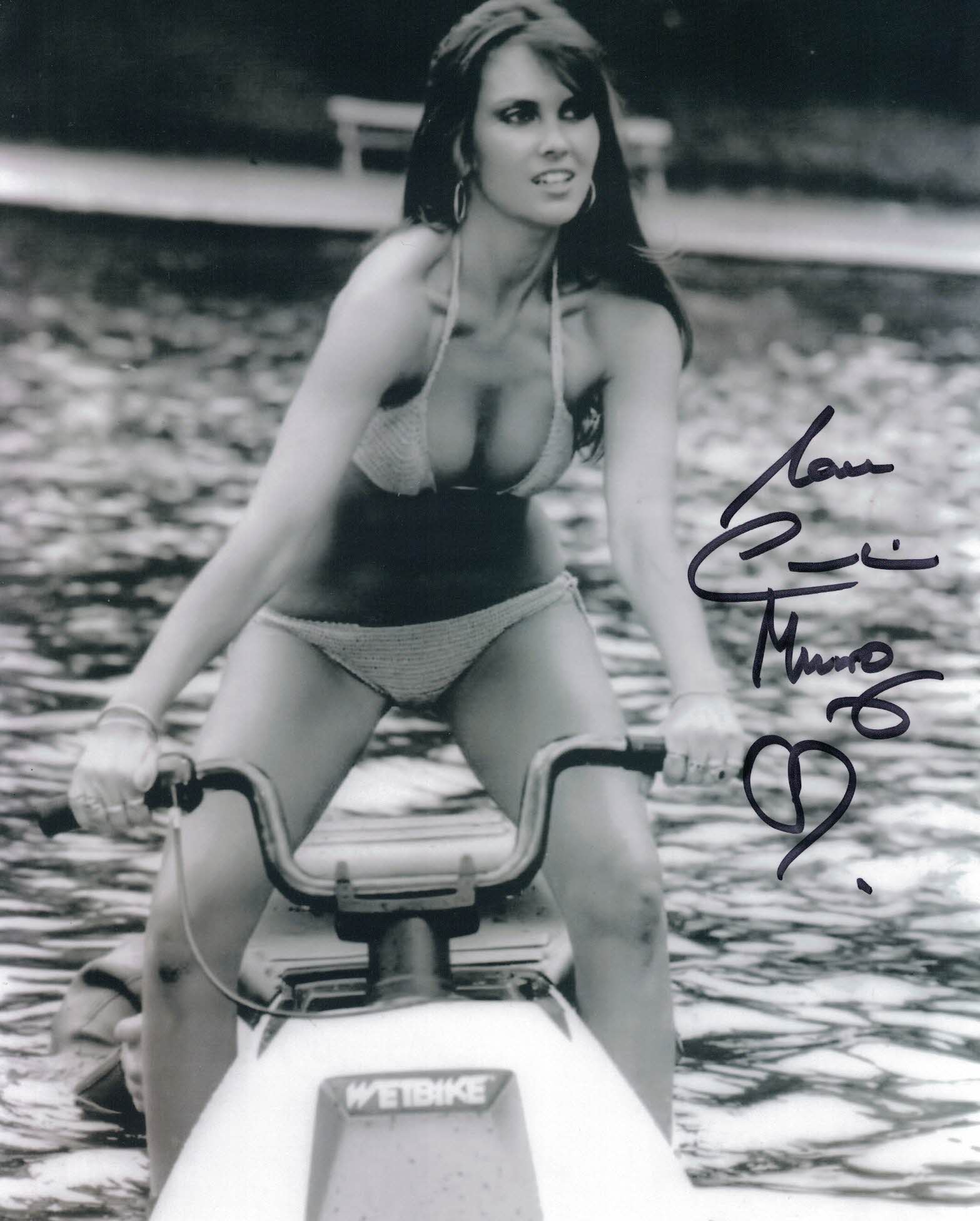 CAROLINE MUNRO - Naomi in The Spy Who Loved Me - James Bond Hand signed 10 x 8 photo