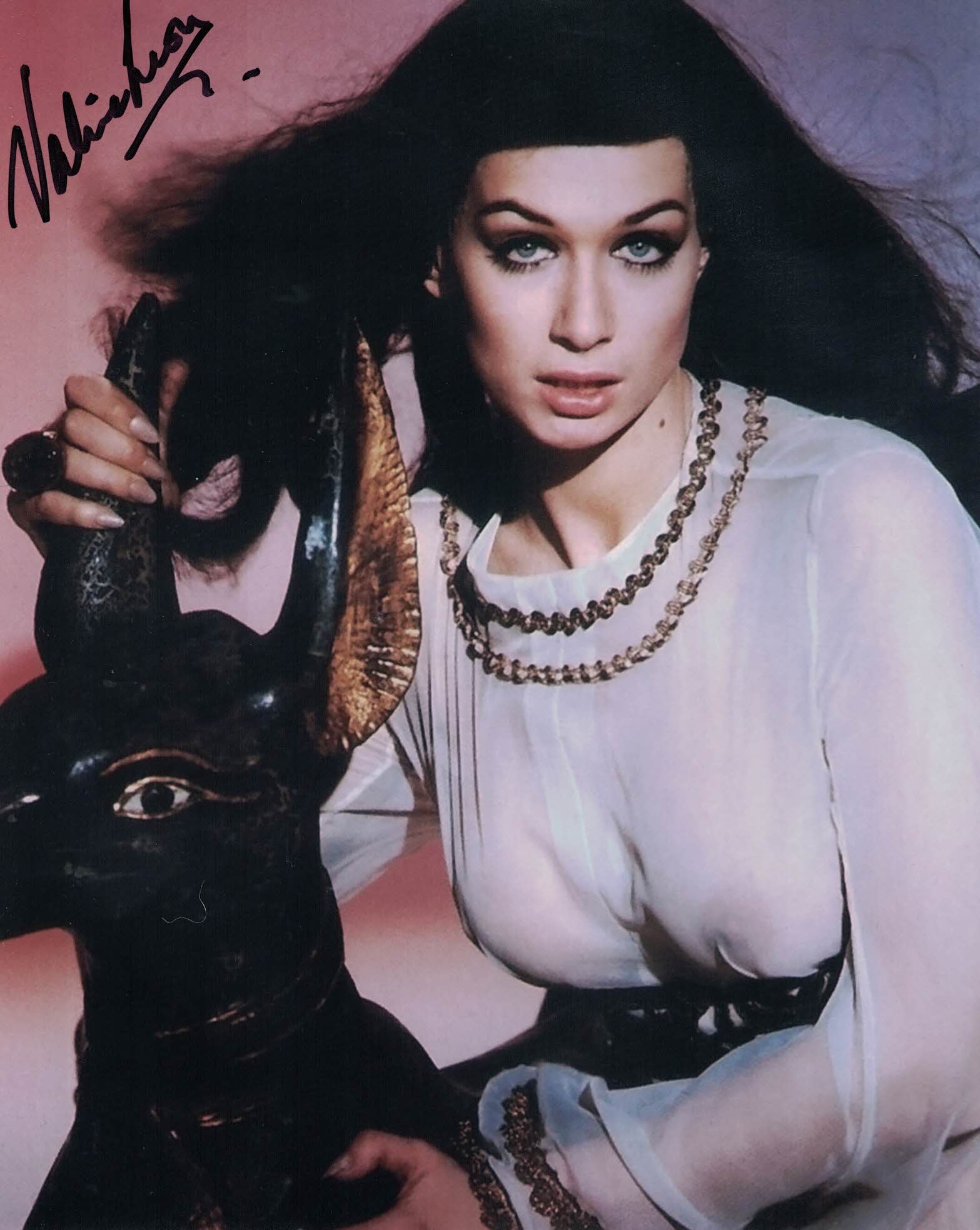 VALERIE LEON - Hammer Blood From The Mummy's Tomb - hand signed 10 x 8 photo