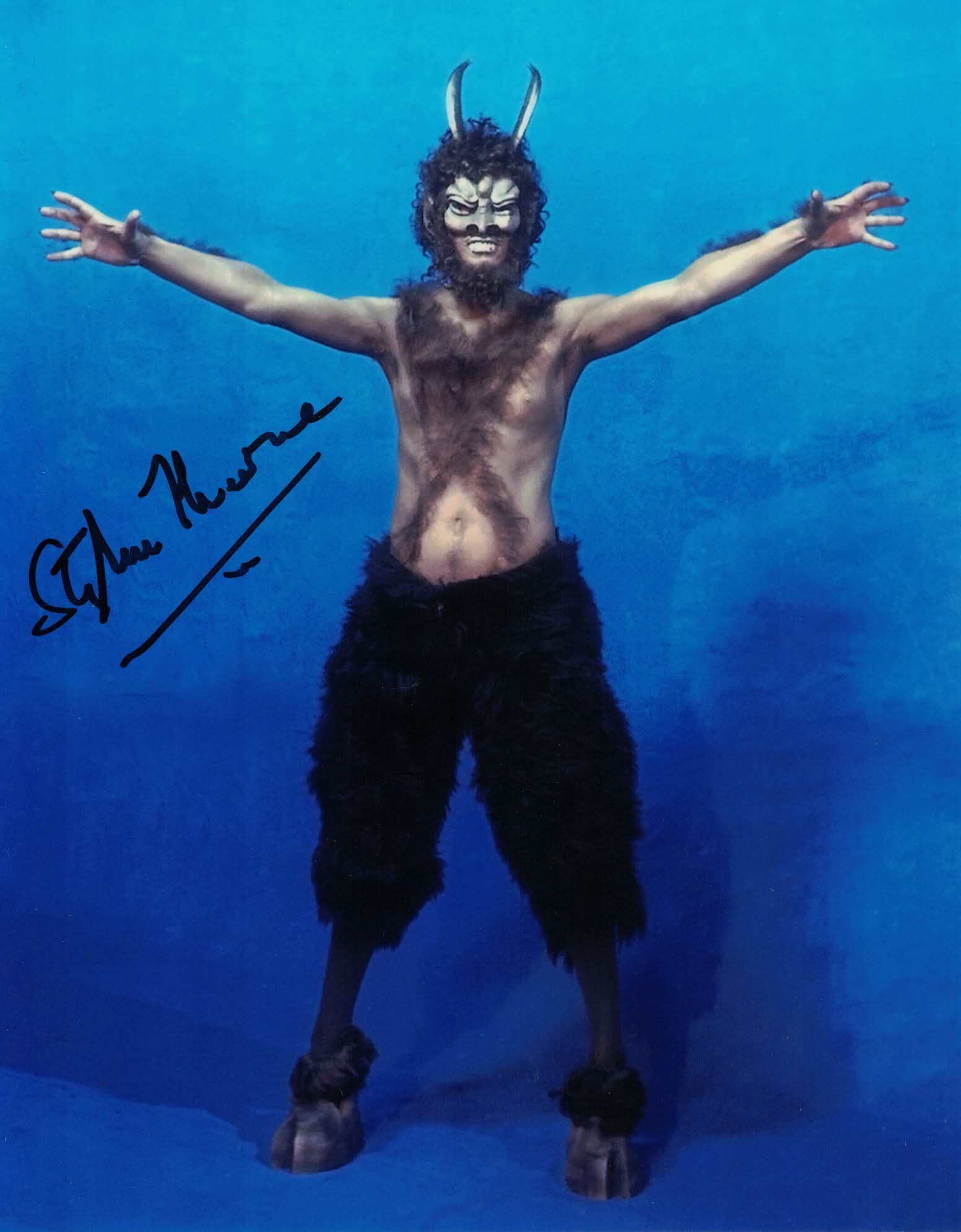 STEPHEN THORNE - Azal in The Daemons- Doctor Who hand signed 10 x 8 photo