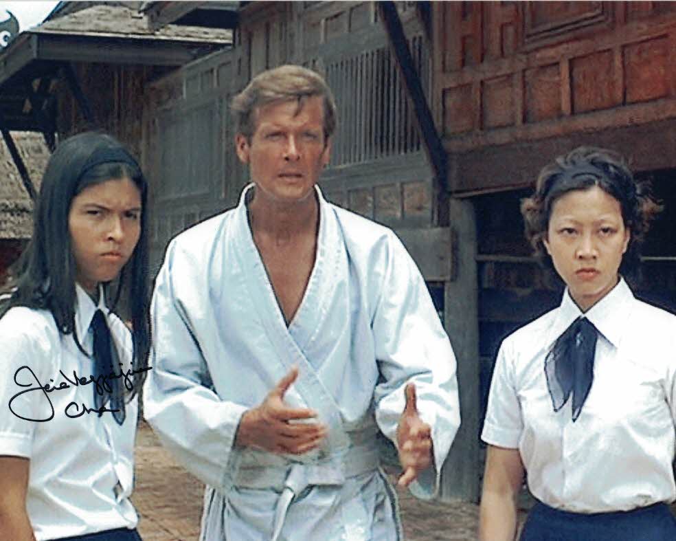 JOIE VEJJAJIVA - Cha in The Man With The Golden Gun - James Bond - hand signed 10 x 8 photo
