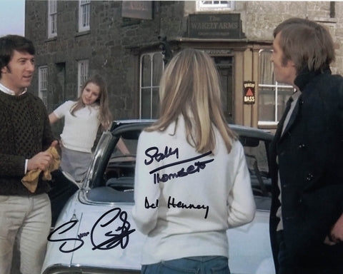 SUSAN GEORGE, SALLY THOMSETT & DEL HENNEY- Amy Summer. Janice Hedden & Charlie Venner in Straw Dogs triple  hand signed 10 x 8 photo