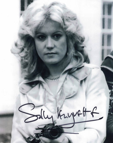 SALLY KNYVETTE - Jenna  in Blake's 7 hand signed photo