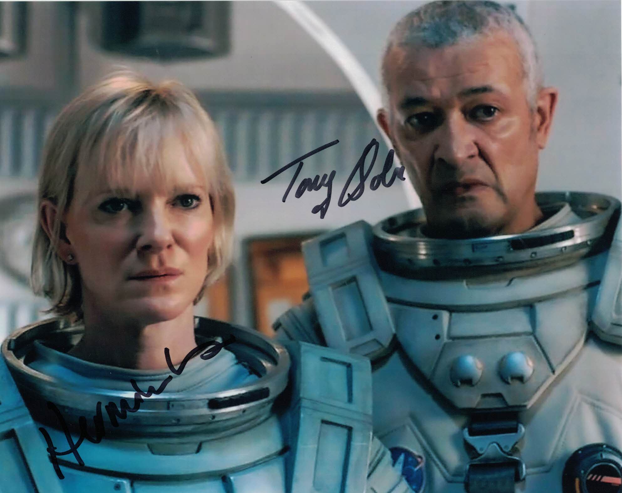 TONY OSOBA & HERMIONE NORRIS - Doctor Who Kill The Moon double hand signed 10 x 8 photo