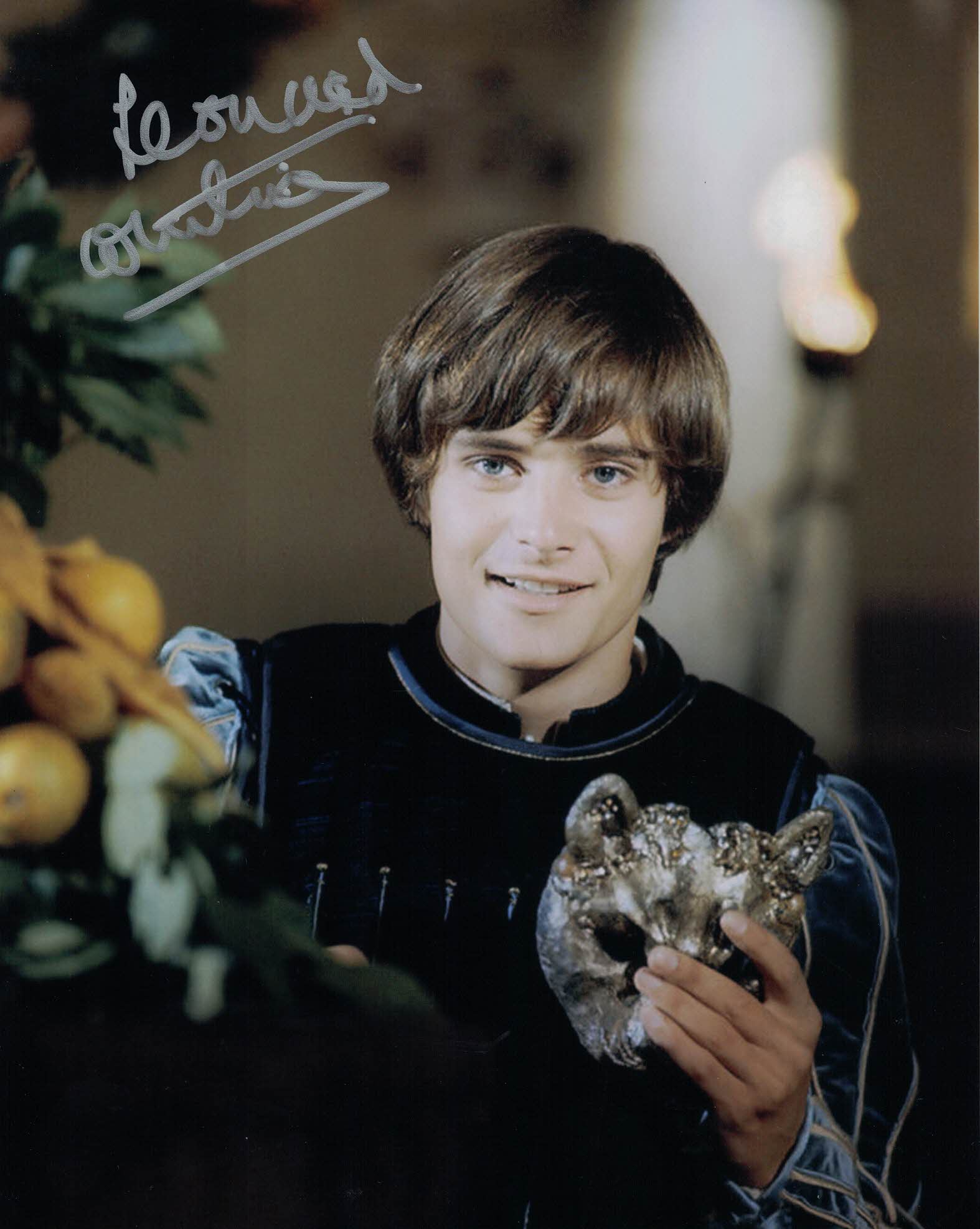 LEONARD WHITING - Romeo in Zeffirelli's Romeo &  Juliet hand signed 10 x 8 photo