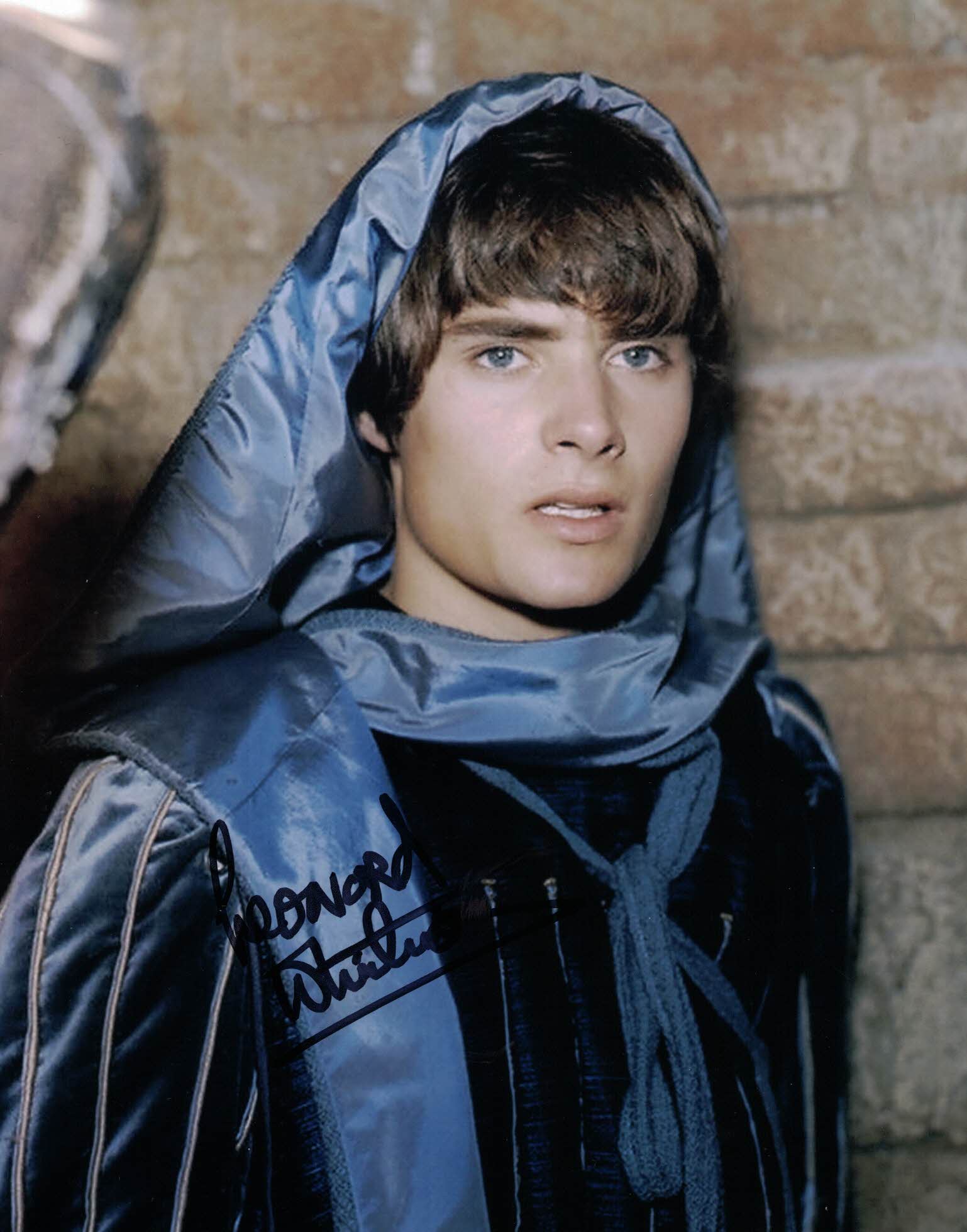 LEONARD WHITING - Romeo in Zeffirelli's Romeo &  Juliet hand signed 10 x 8 photo