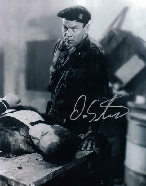 DON STROUD- Heller in Licence To Kil - James Bond - hand signed 10 x 8 photo
