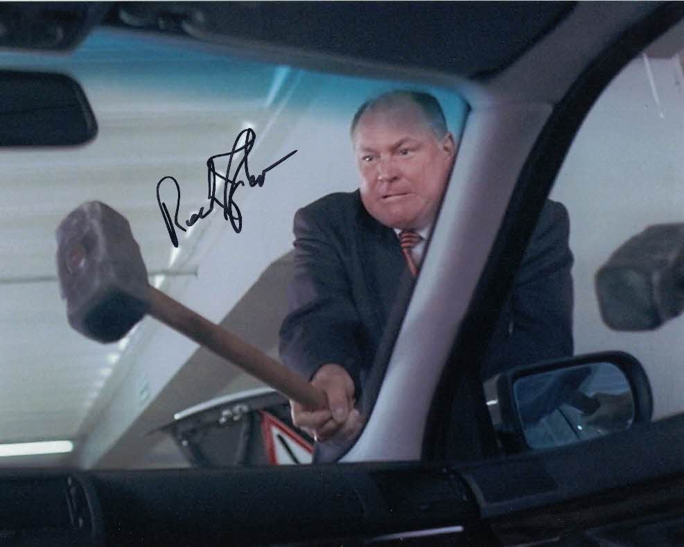ROCKY TAYLOR - James Bond Tomorrow Never Dies - Carver's thug hand signed 10 x 8 photo